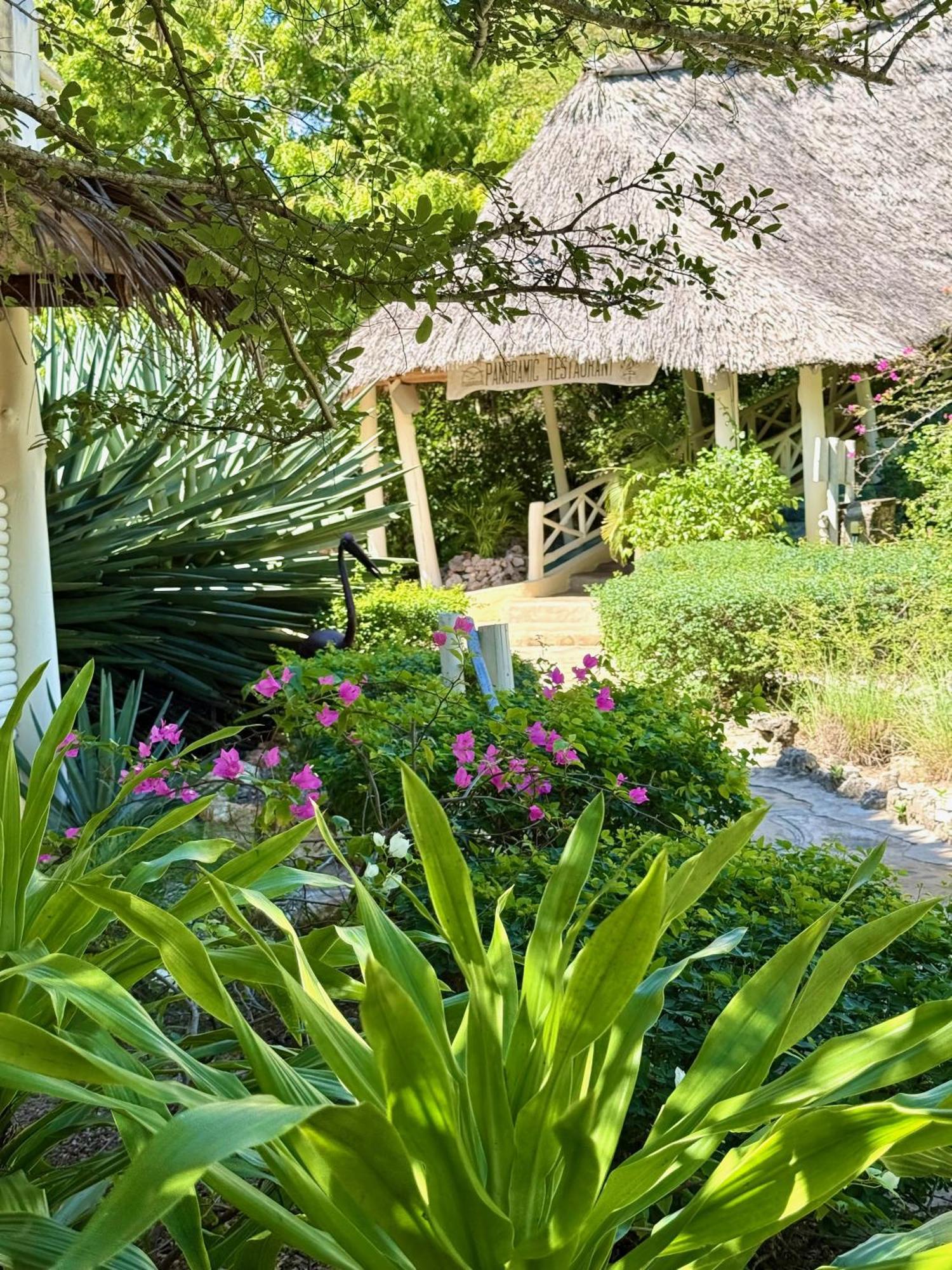 Rock And Sea Resort Watamu Esterno foto